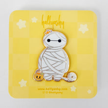 Load image into Gallery viewer, MummyMax Enamel Pin