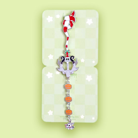 Decisive Keyblade Enamel Pin