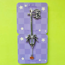 Load image into Gallery viewer, Pumpkin Keyblade Enamel Pin (Silver)